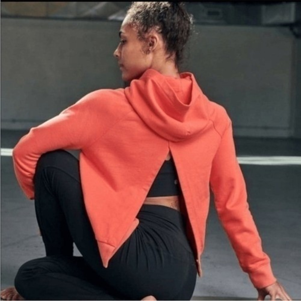 Athleta‎ Passionfruit Coral Red Moonrise Hoodie Split Back Pullover size small